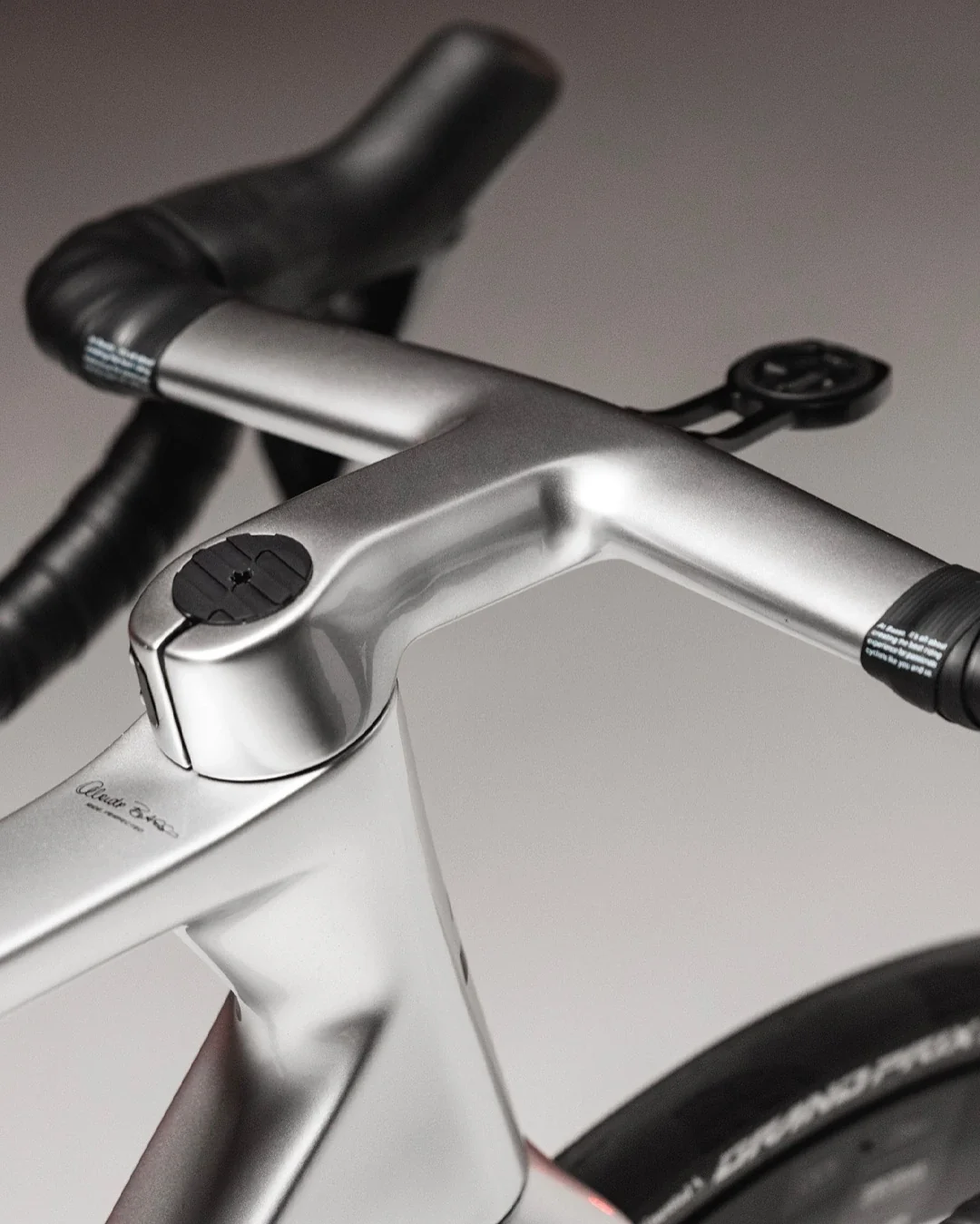 BASSO SV "Rosso Vivo" - Imagen 4